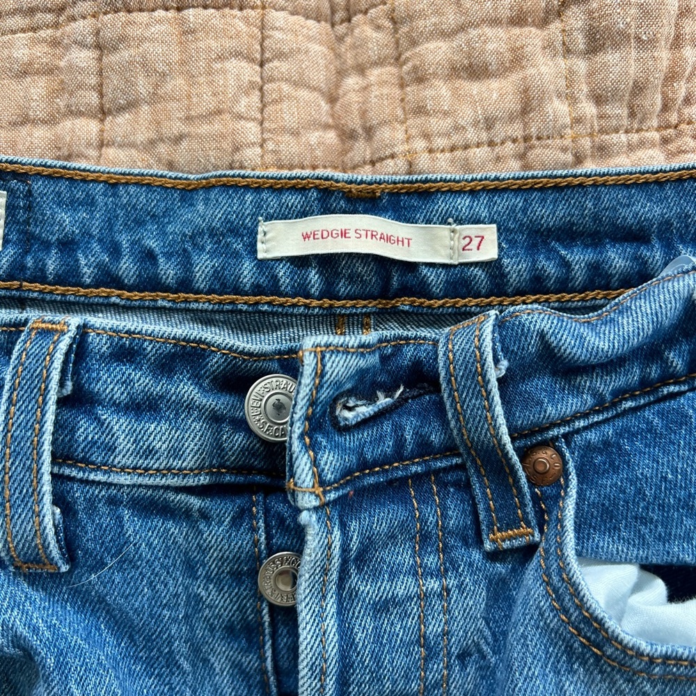 Levi Wedgie Straight - Size 27